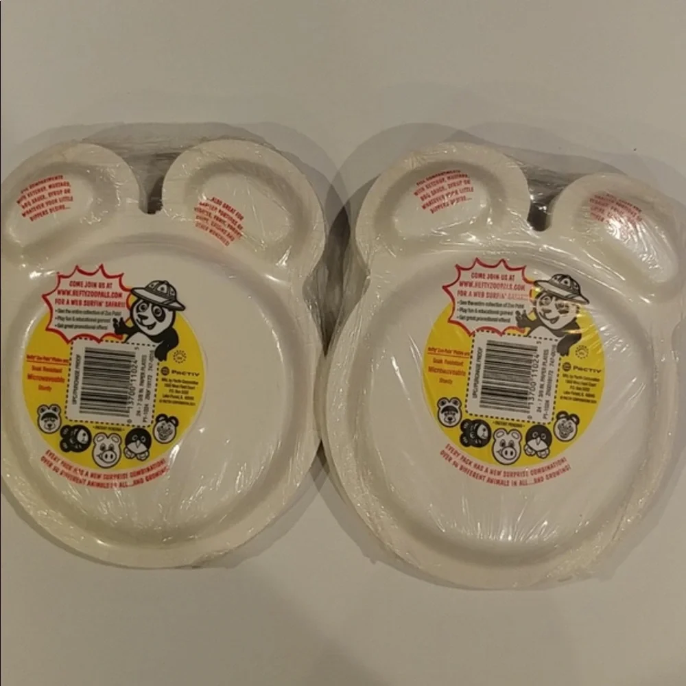NWT hefty ZOOPALS 2 packs of 24 plates RARE